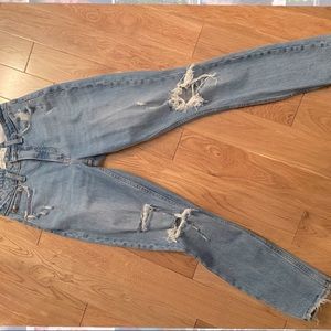 Abercrombie Ripped Skinny Jean Womens Size 24